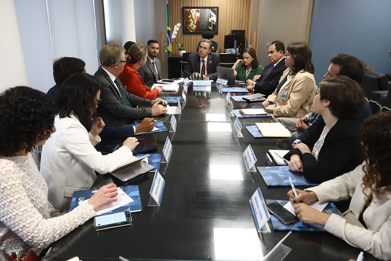 Assédio judicial: presidente do STF recebe organizações de defesa da liberdade de imprensa